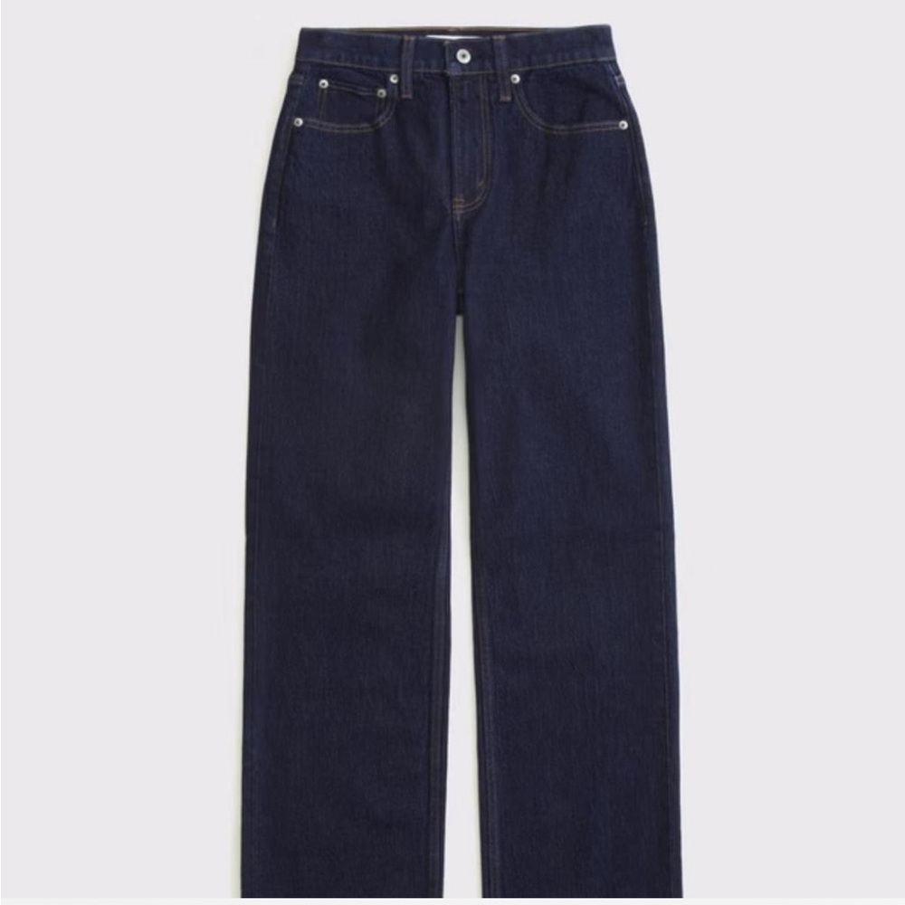 NWT Curve Love High Rise 90s Relaxed Cuffed Hem Jean by Abercrombie